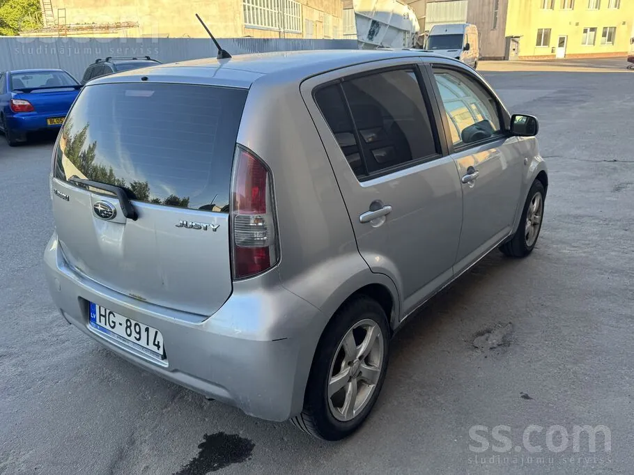 Subaru Justy 2009 photo 2