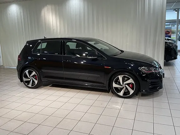Volkswagen Golf I 2019 photo 2