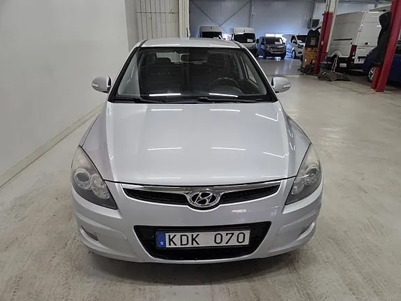 Hyundai I30 2010 photo 2