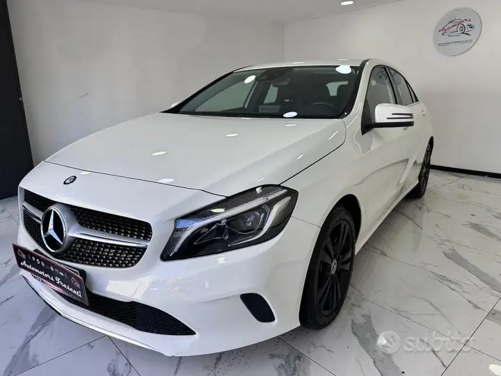 Mercedes-Benz A 180 2017 photo 4