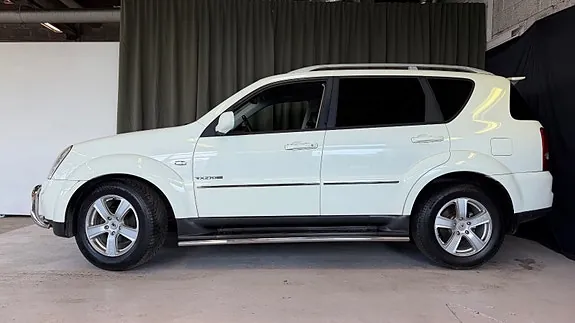 KG Mobility Rexton 2010 photo 2