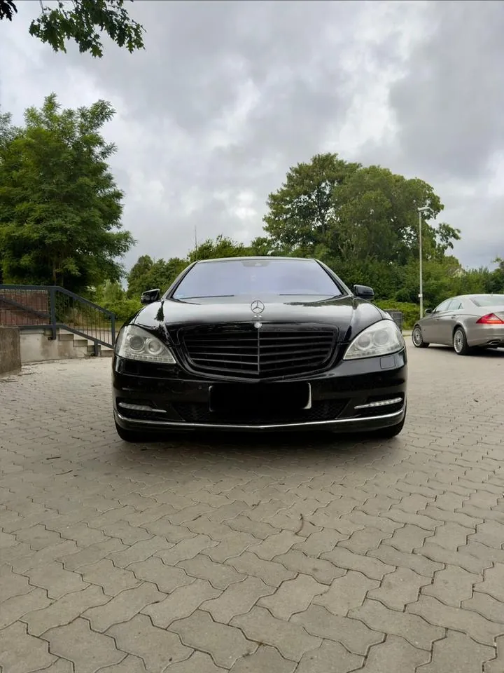 Mercedes-Benz S 500
