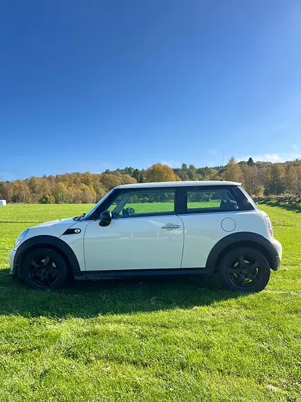 Mini One 2014 photo 2