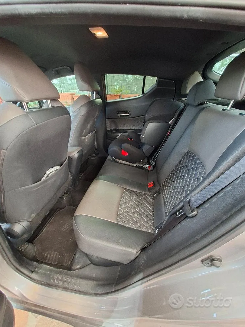Toyota C-Hr 2021 photo 5