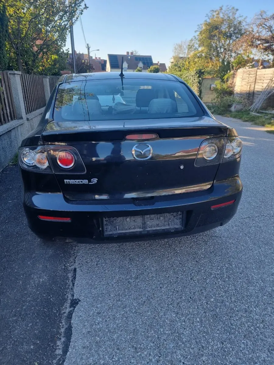 Mazda Mazda3 2008 photo 3