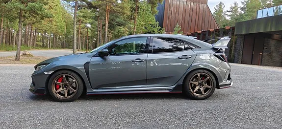 Honda Civic 2019 photo 2