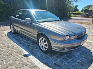 Jaguar X-Type