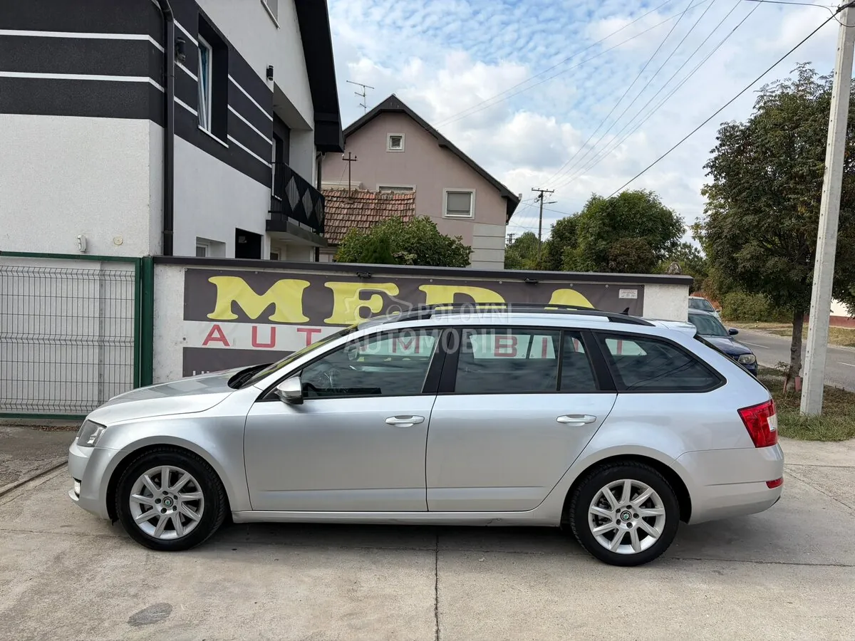 Skoda Octavia 2013 photo 2