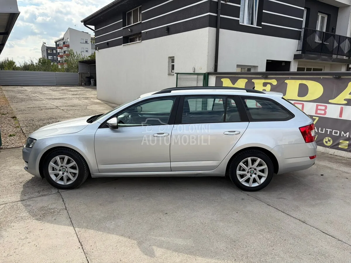 Skoda Octavia 2013 photo 4
