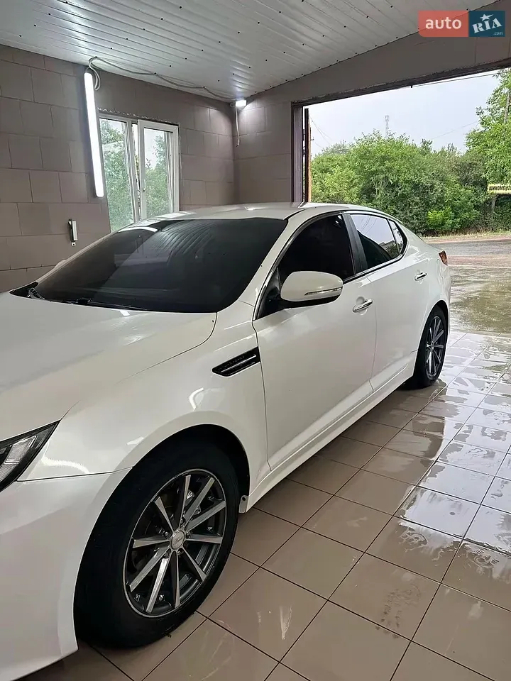 Kia K5 2014 photo 2