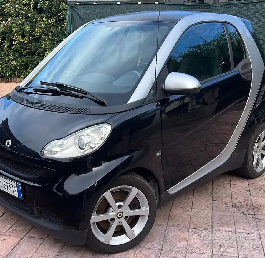Smart Fortwo 2025 photo 5