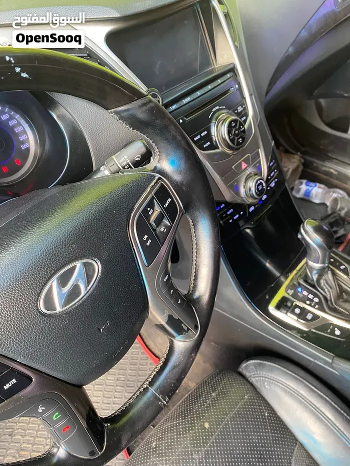 Hyundai Azera 2012 photo 4