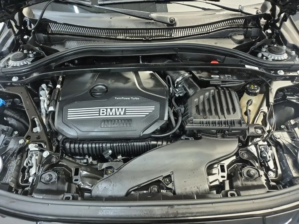 BMW 2 Series 2024 photo 5