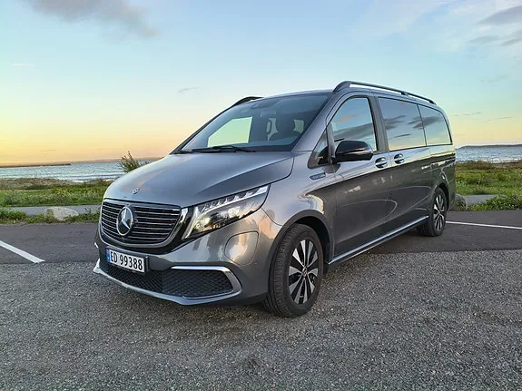 Mercedes-Benz Eqv300 2021 photo 3