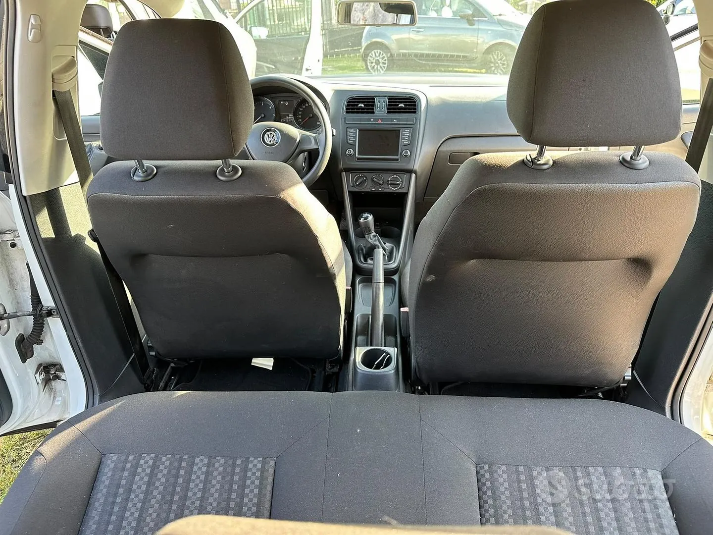 Volkswagen Polo 2016 photo 4