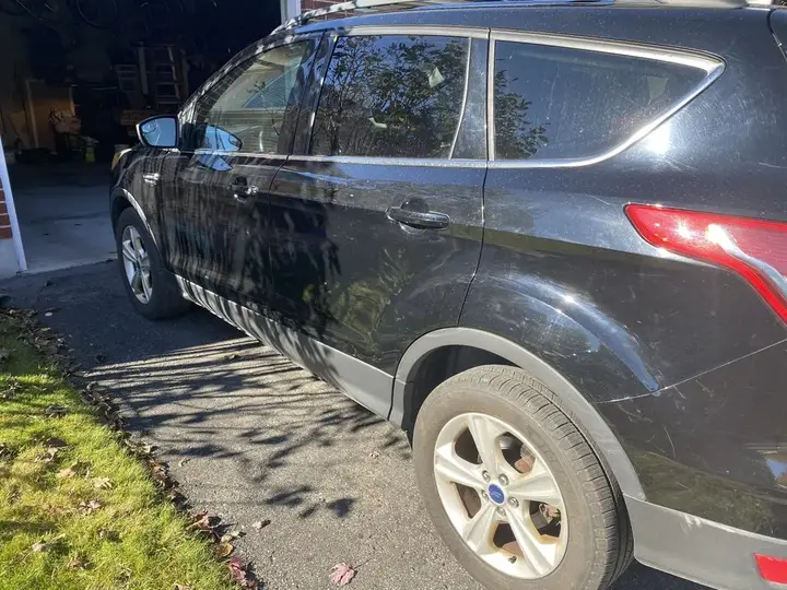 Ford Escape 2016 photo 2
