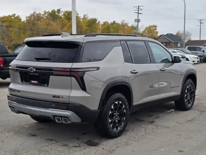 Chevrolet Traverse 2027 photo 5