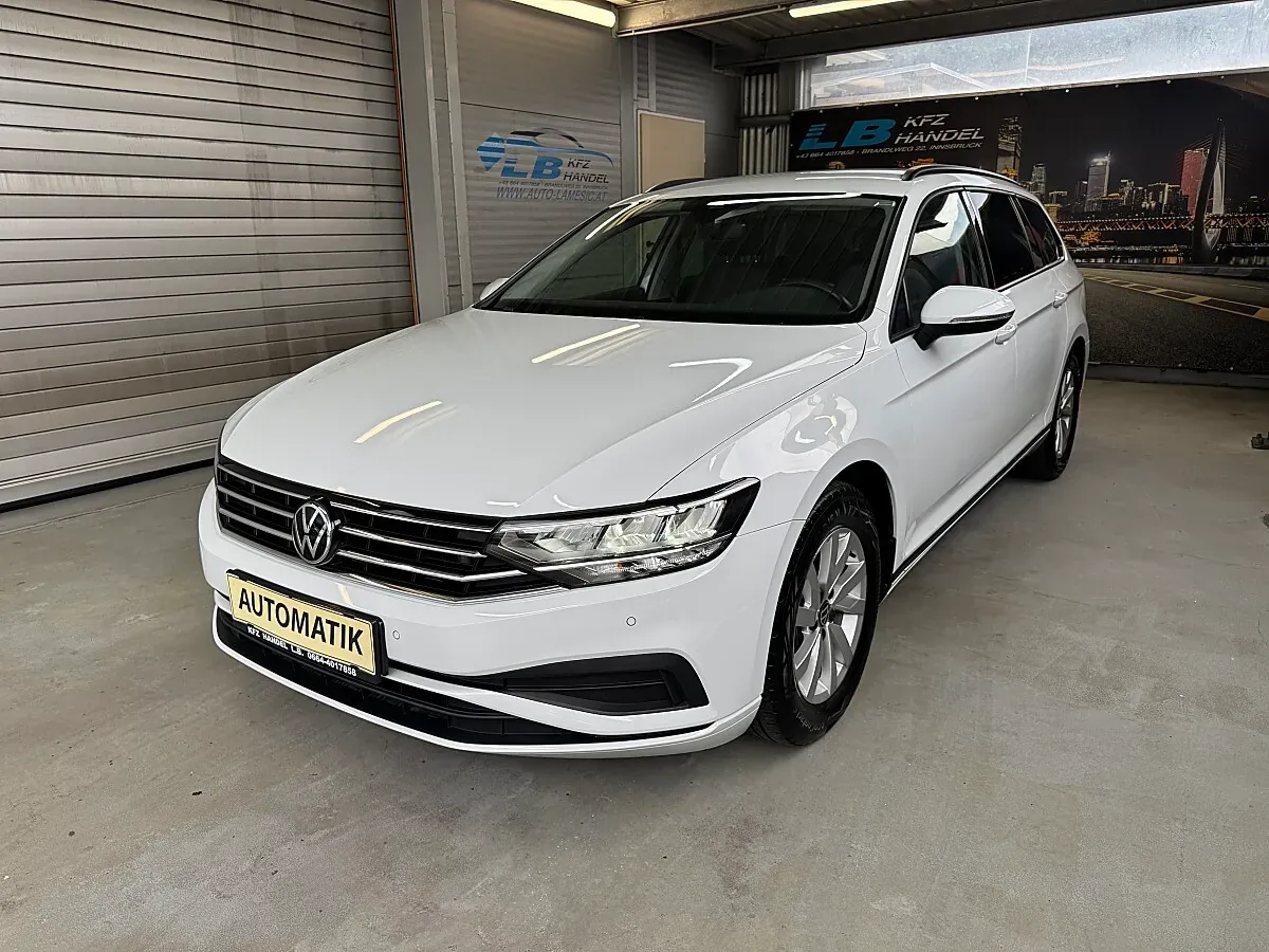Volkswagen Passat 2022 photo 2