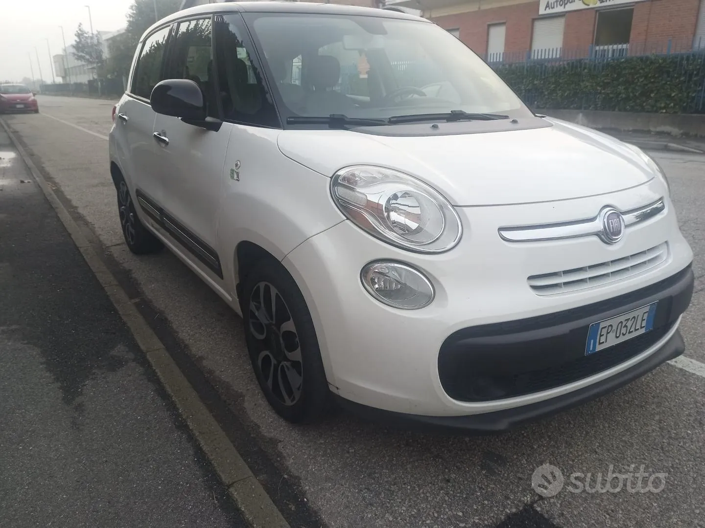 Fiat 500L 2012 photo 2