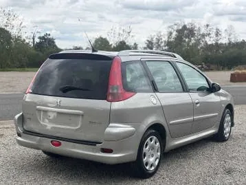 Peugeot 206 2006 photo 3