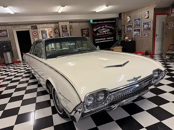 Ford Thunderbird