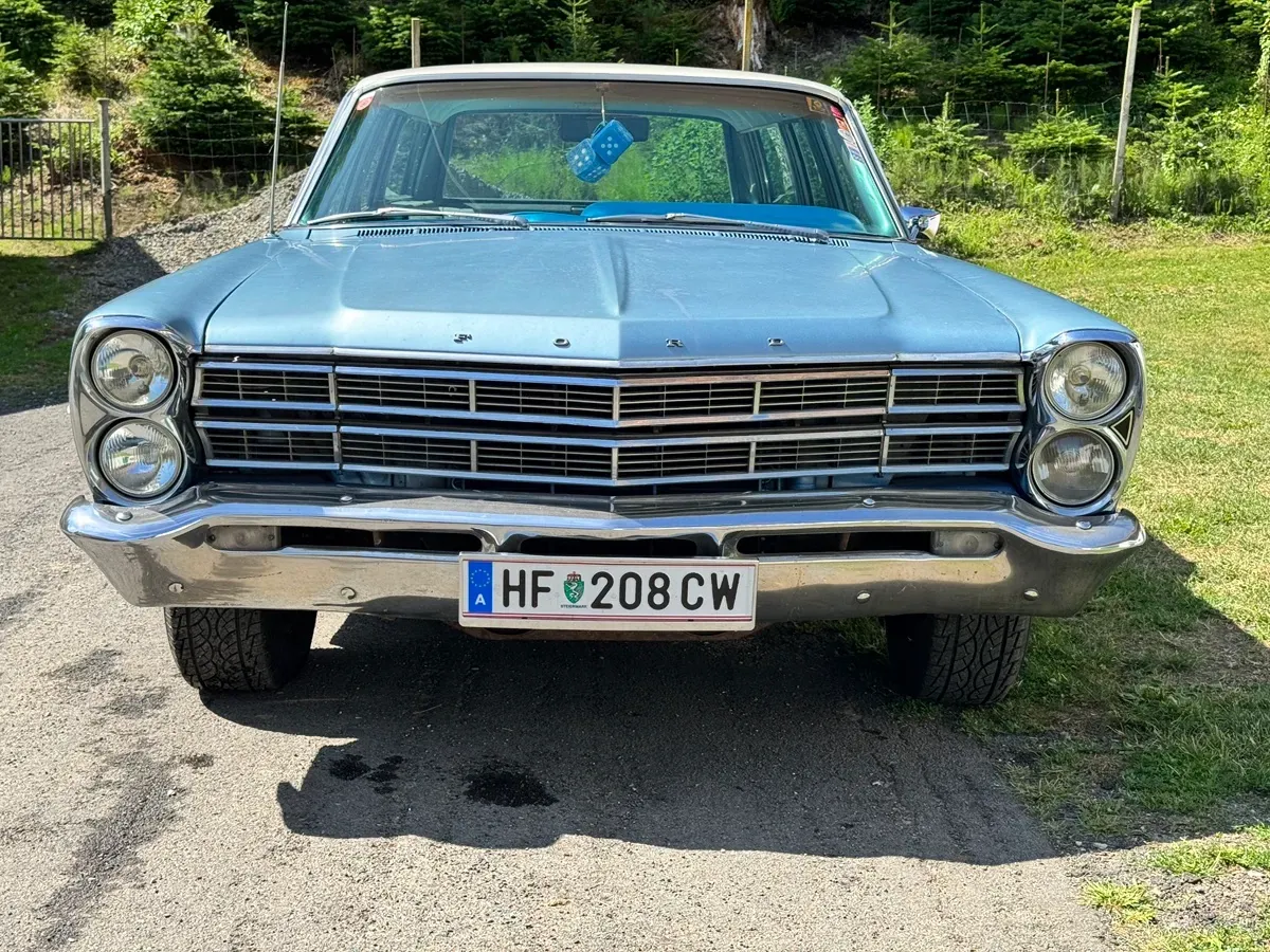 Ford Country Sedan 1967 photo 3