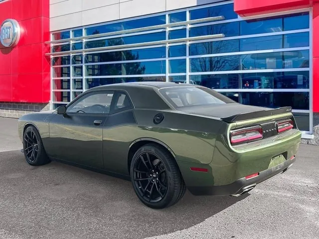 Dodge Challenger 2022 photo 4