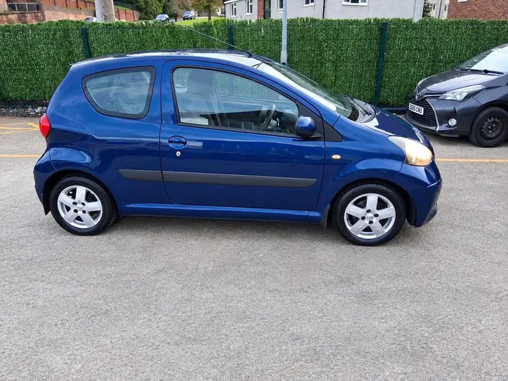 Toyota Aygo 2008 photo 3