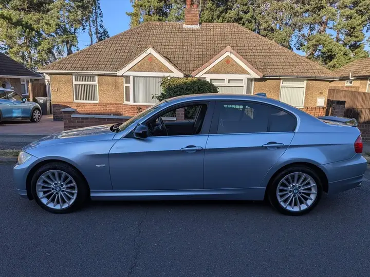 BMW 3 Series 2008 photo 3