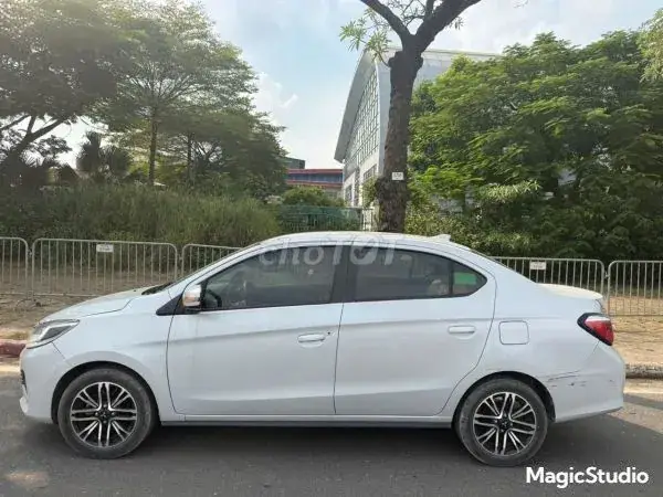 Mitsubishi Attrage 2023 photo 4