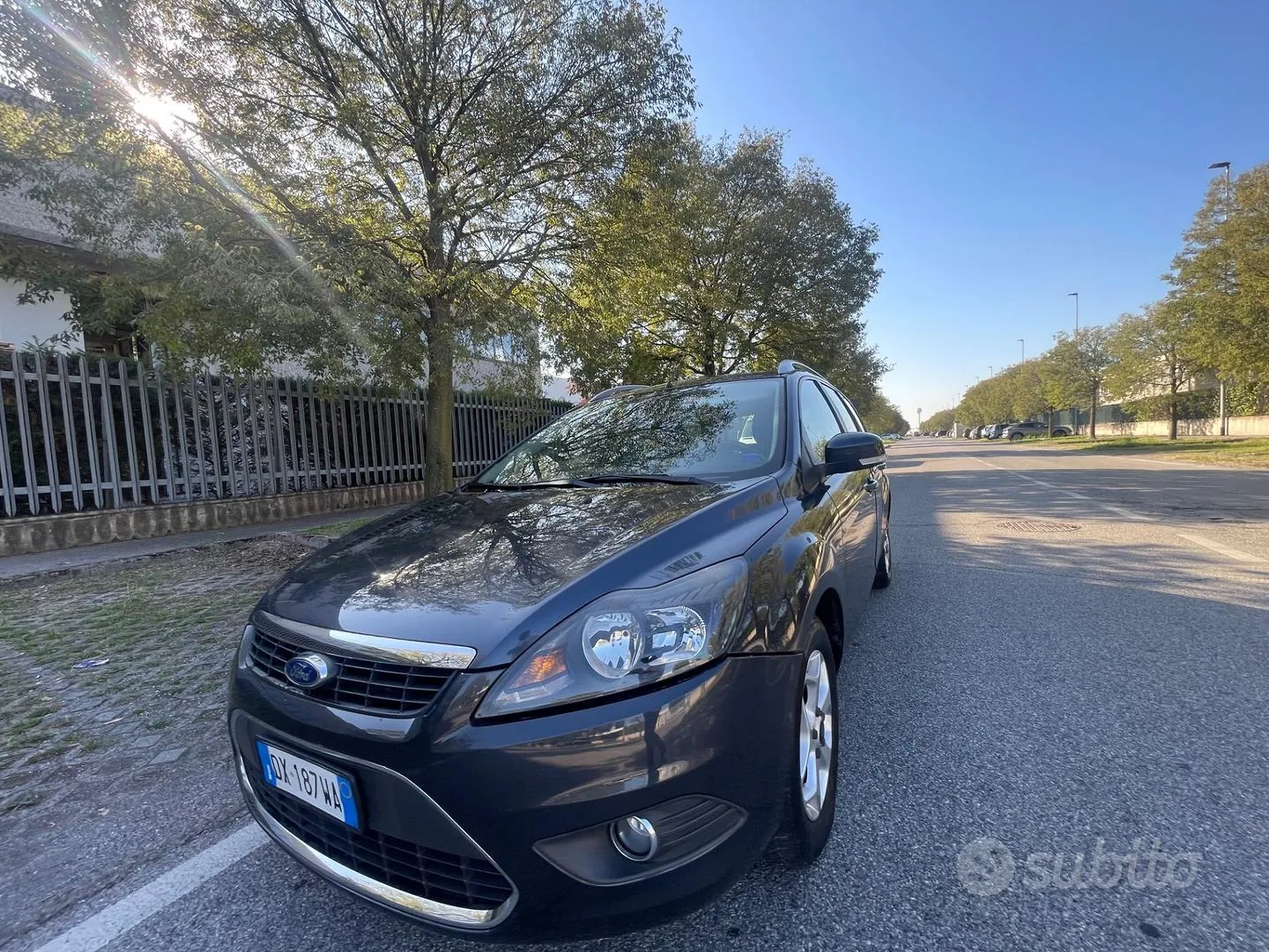 Ford Focus 2009 photo 3