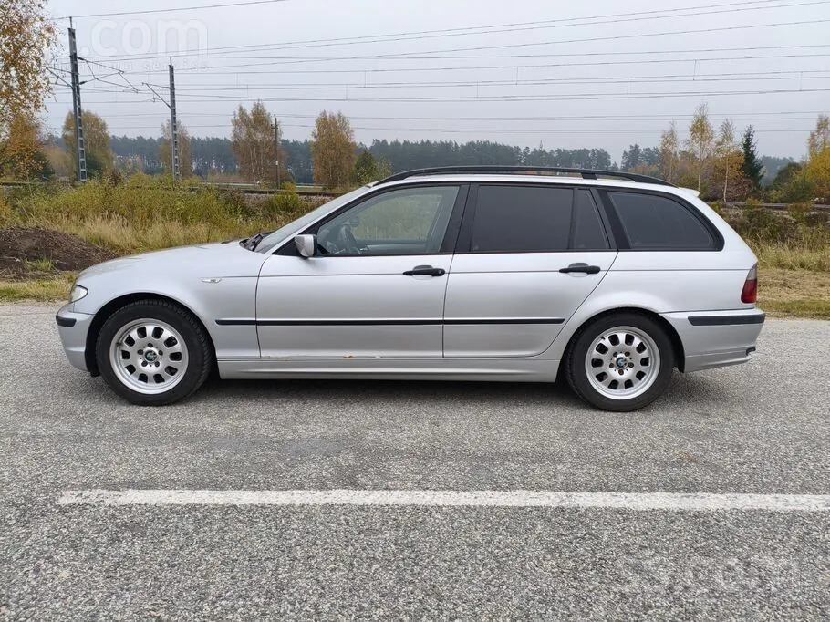 BMW 320 2005 photo 2