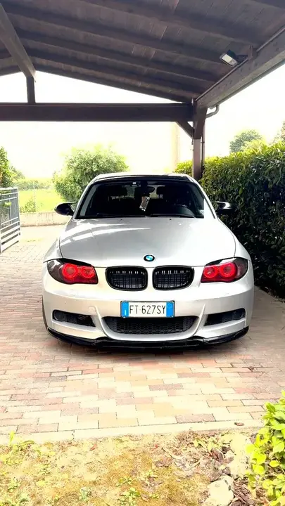 BMW 118D 2007 photo 2
