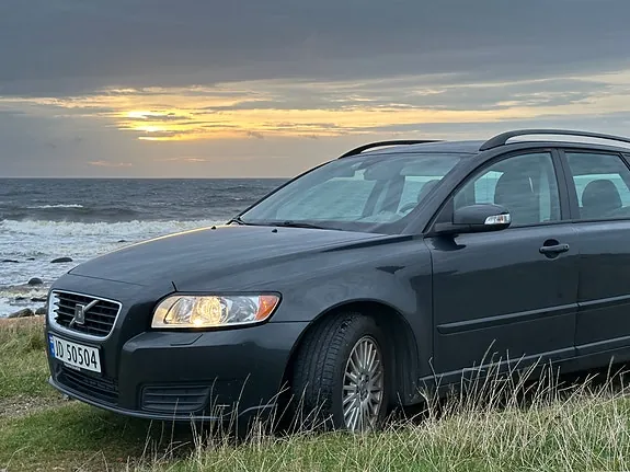 Volvo V50 2009 photo 5