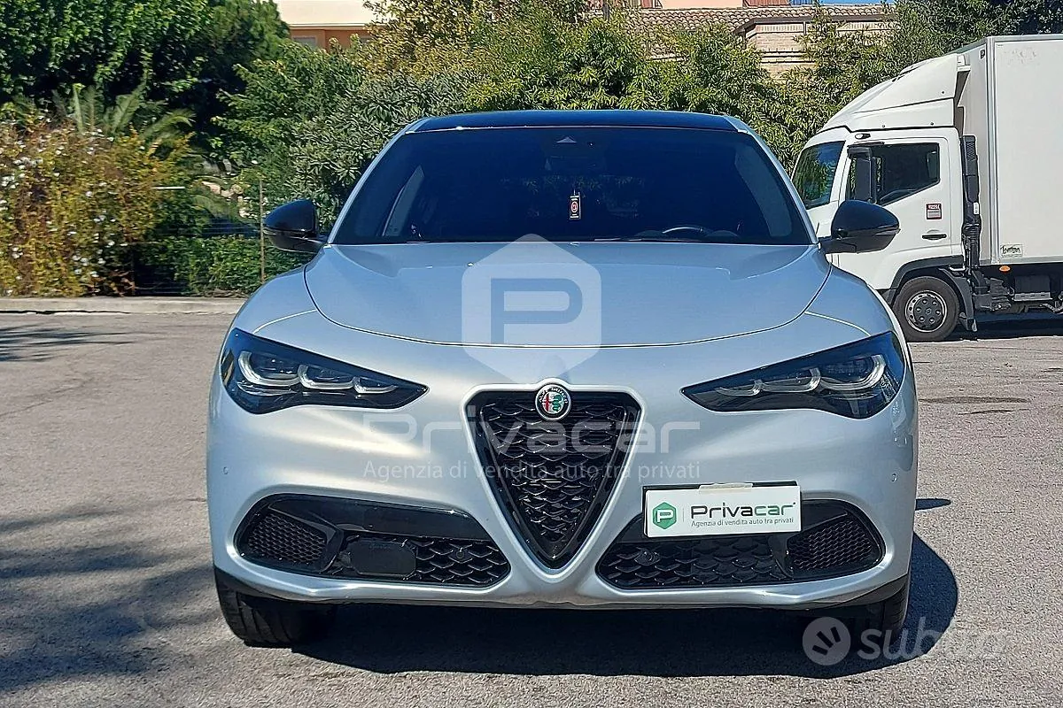 Alfa Romeo Stelvio 2023 photo 2