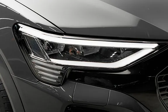 Audi Q8 E-Tron 2024 photo 5