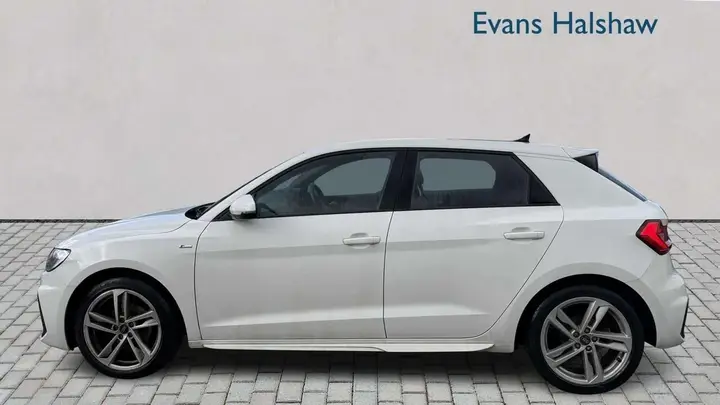 Audi A1 2022 photo 4