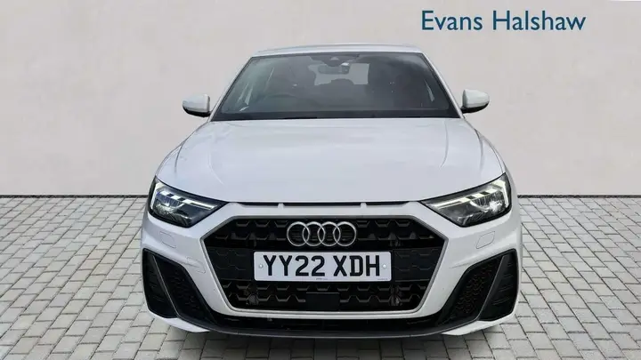 Audi A1 2022 photo 2