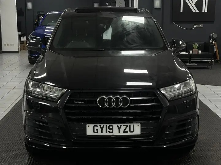 Audi Q7 2019 photo 5