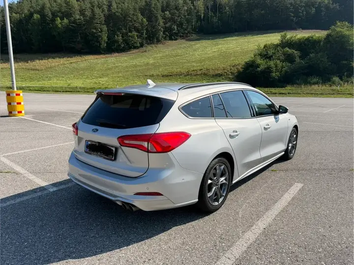 Ford Focus 2020 photo 3