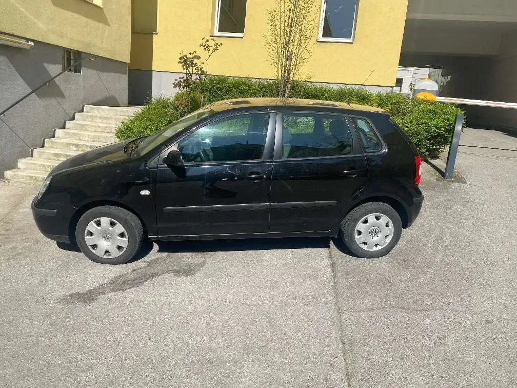 Volkswagen Polo 2003 photo 2