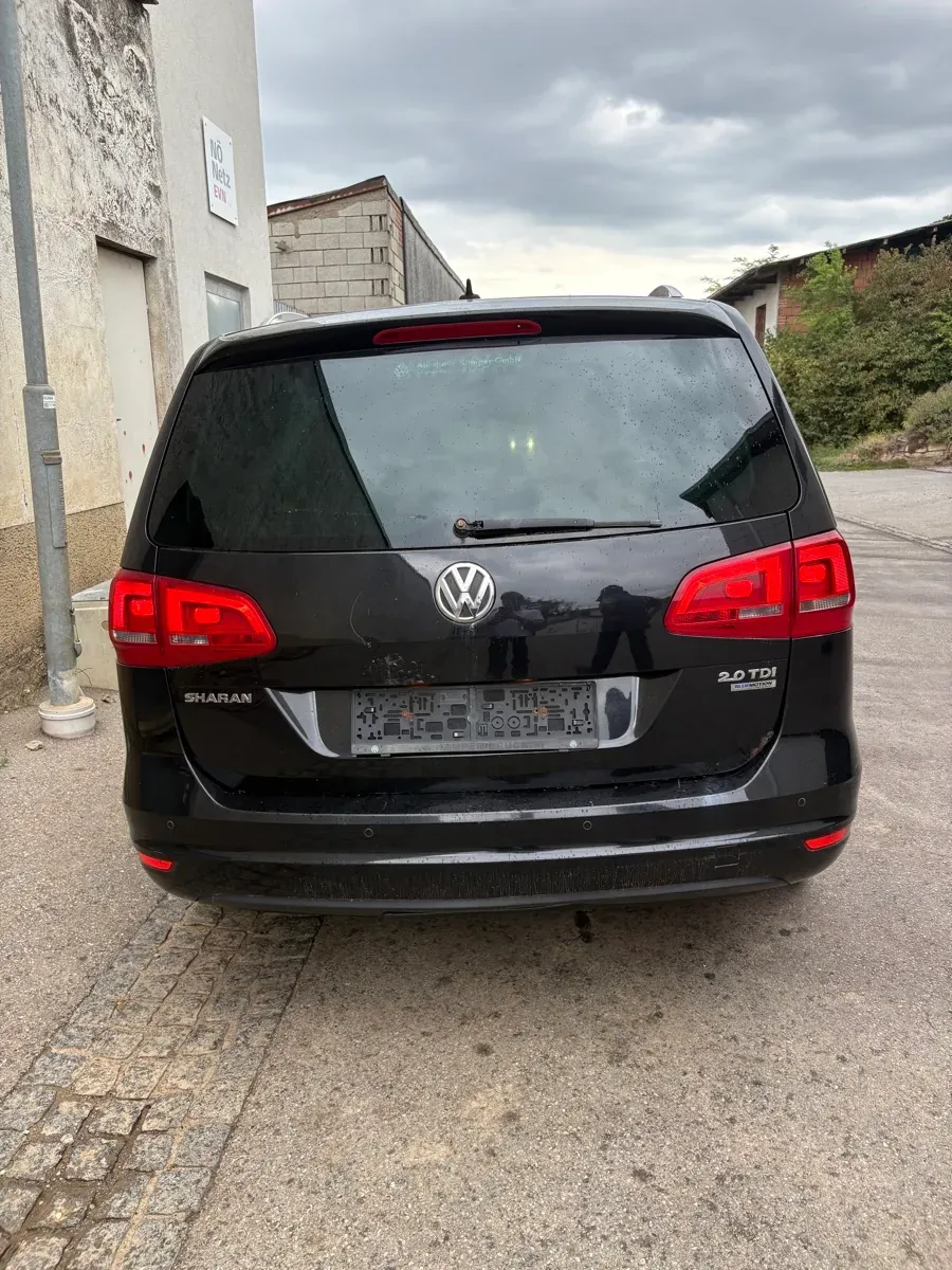 Volkswagen Sharan 2010 photo 3