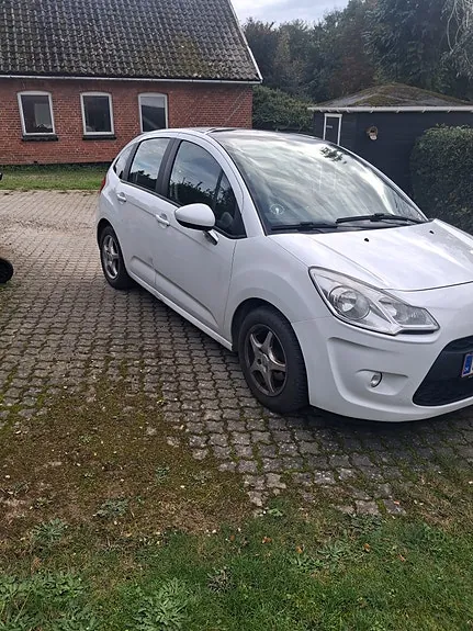 Citroen C3 2010 photo 2