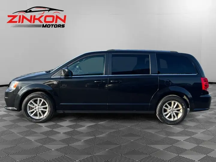 Dodge Grand Caravan 2019 photo 2