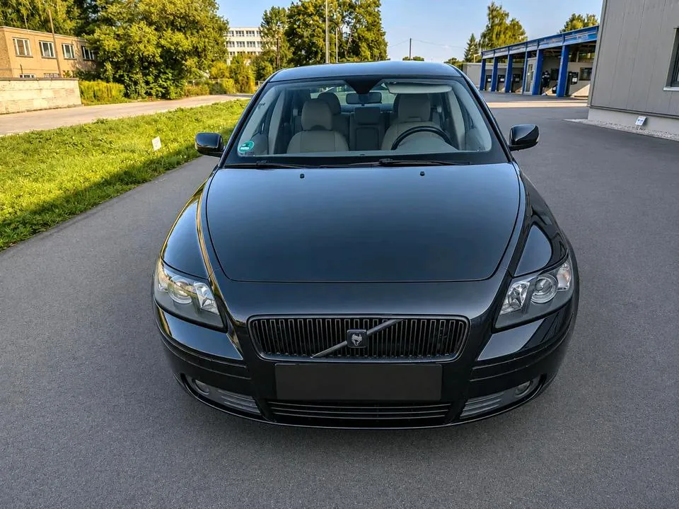 Volvo S40