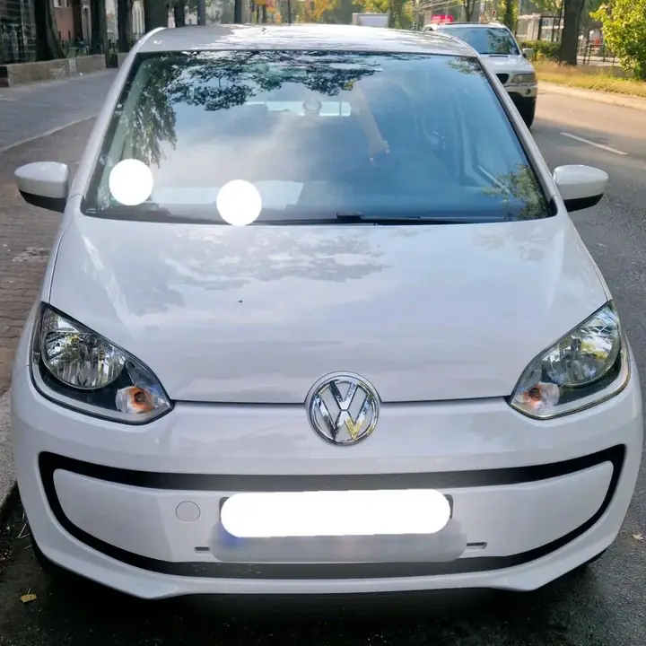 Volkswagen Up