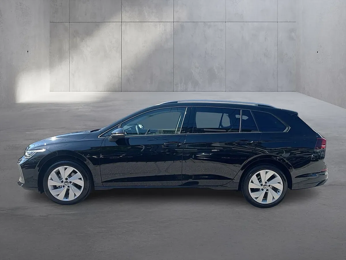 Volkswagen Golf 2026 photo 3