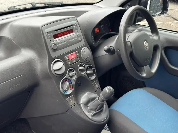 Fiat Panda 2010 photo 4