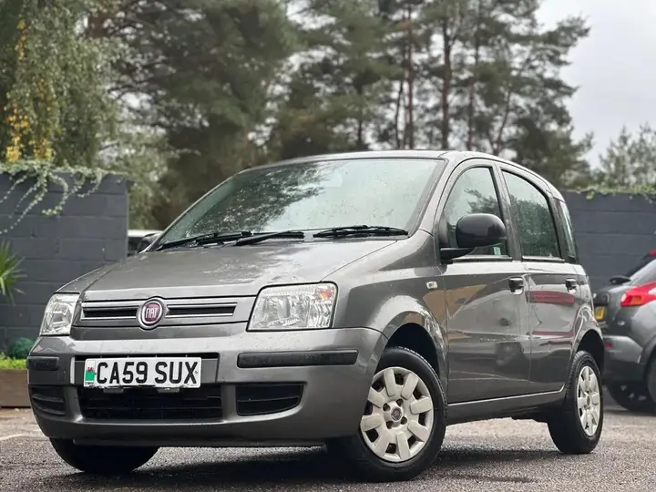 Fiat Panda 2010 photo 2