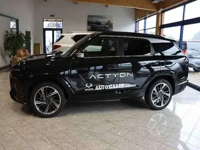KG Mobility Actyon